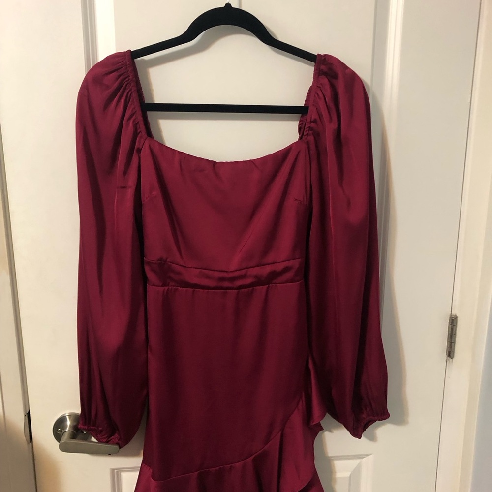 Open back puff sleeve dress